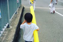 小さな助っ人くん、買い出しお手伝い