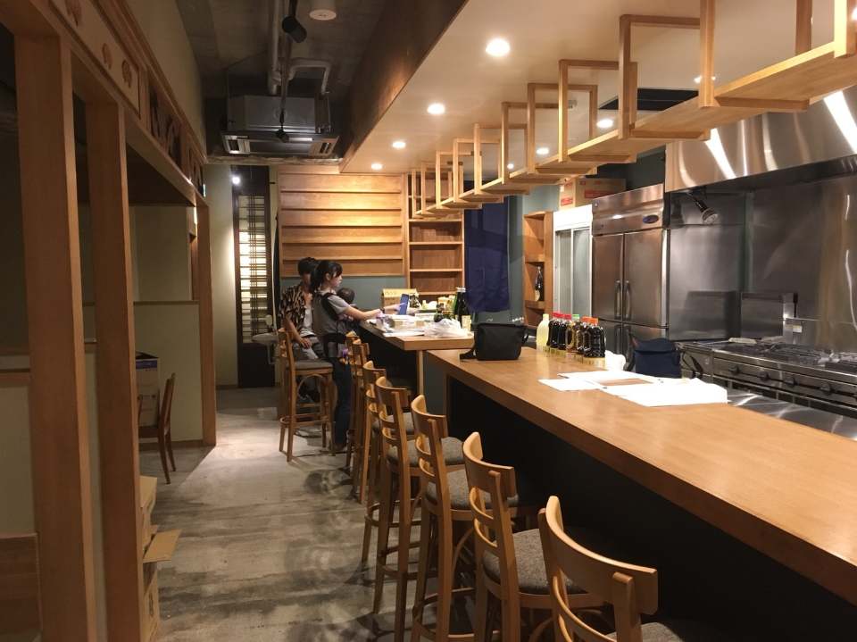 引き渡し前にお客様の奥様と息子くんも見に来られました。